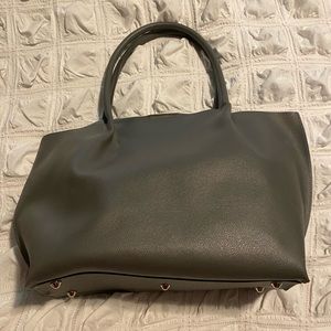 Mark&Graham leather purse NEVER USED.